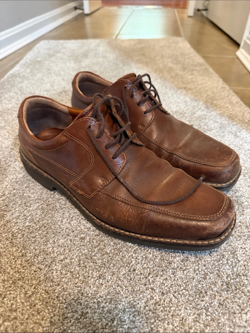 Men's Ecco Brown Leather Lace-Up Dress Shoes